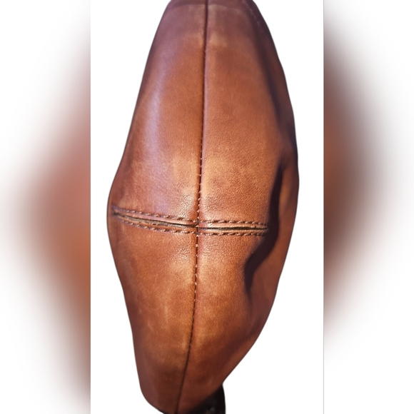 👜 Coach Pleated Soho Shoulder Bag - Picture 2 of 5